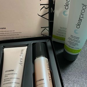 Mary Kay Bundle (charcoal mask and microderm set)